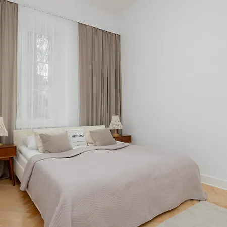 Apartment Spacious Vintage 1930's Inspired By Renters Warsaw